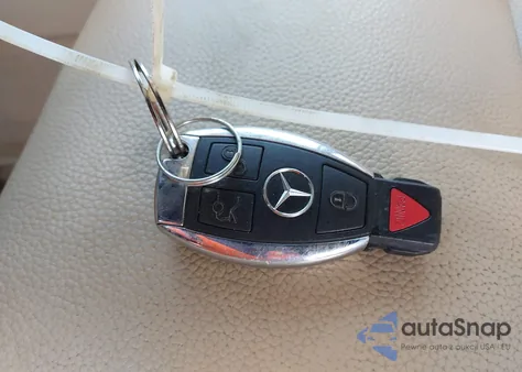 2011 Mercedes-Benz Ml 350 4Matic z USA, uszkodzony, nr VIN 4JGBB8GB0BA635396